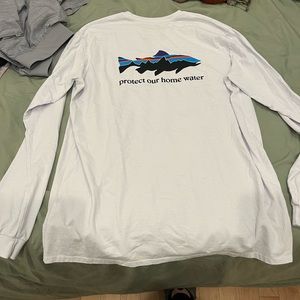 Patagonia - Men's Long-Sleeved Home Water Trout Responsibili-Tee®